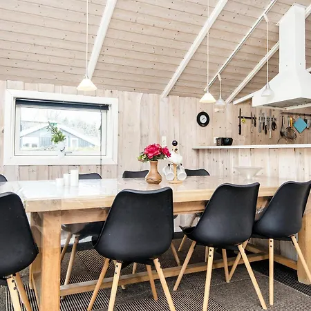 8 Person Holiday Home In Juelsminde-By Traum