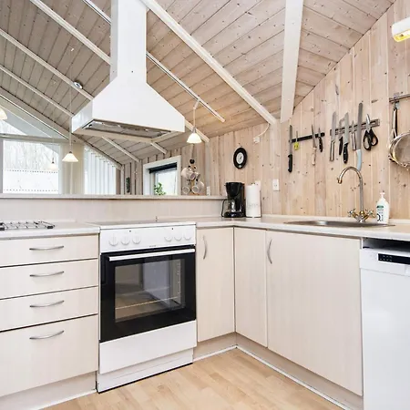 Semesterbostad 8 Person Holiday Home In Juelsminde-By Traum *