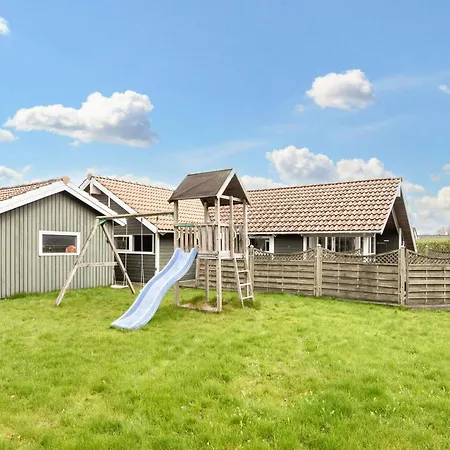 Semesterbostad 8 Person Holiday Home In Juelsminde-By Traum *